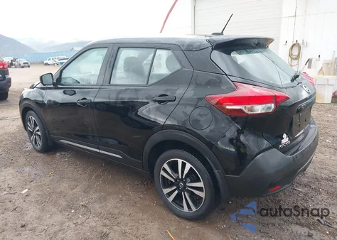 2019 Nissan Kicks Sr from USA, damaged, VIN 3N1CP5CUXKL558435